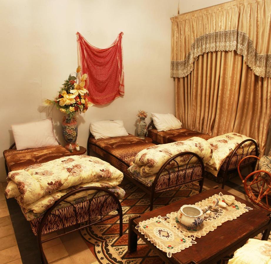 Friends Hostel.Area B เฮบรอน ภายนอก รูปภาพ